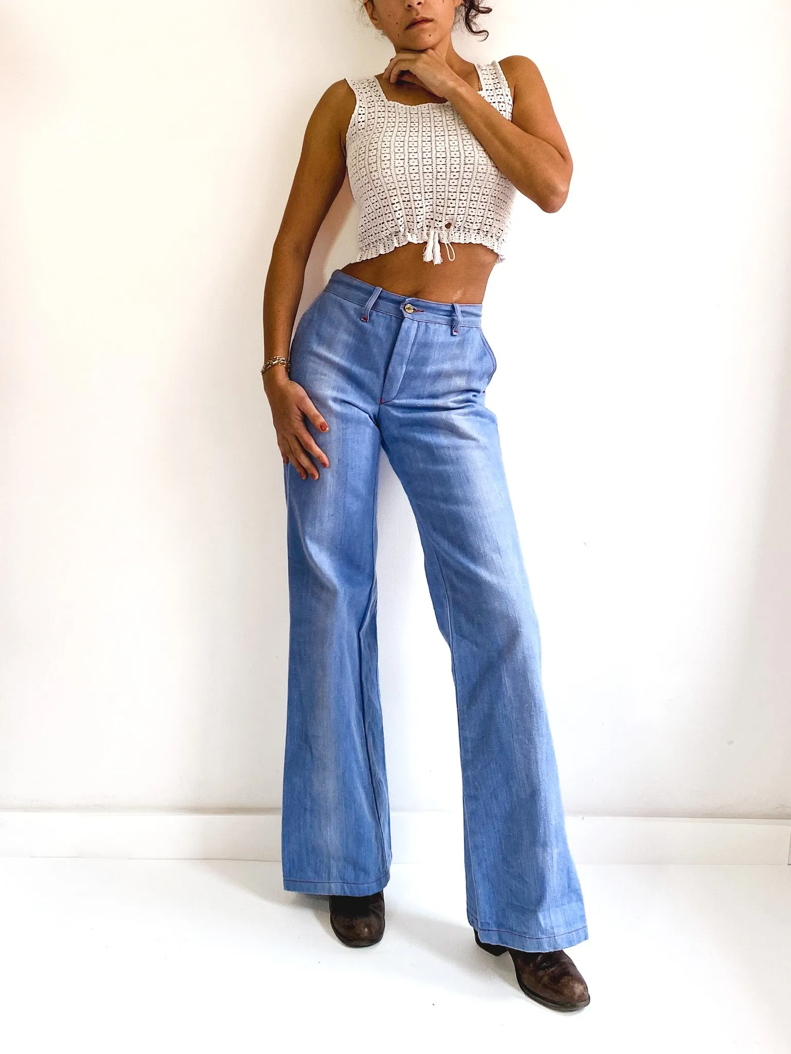 70s vintage light blue washed bell bottom jeans XS-S