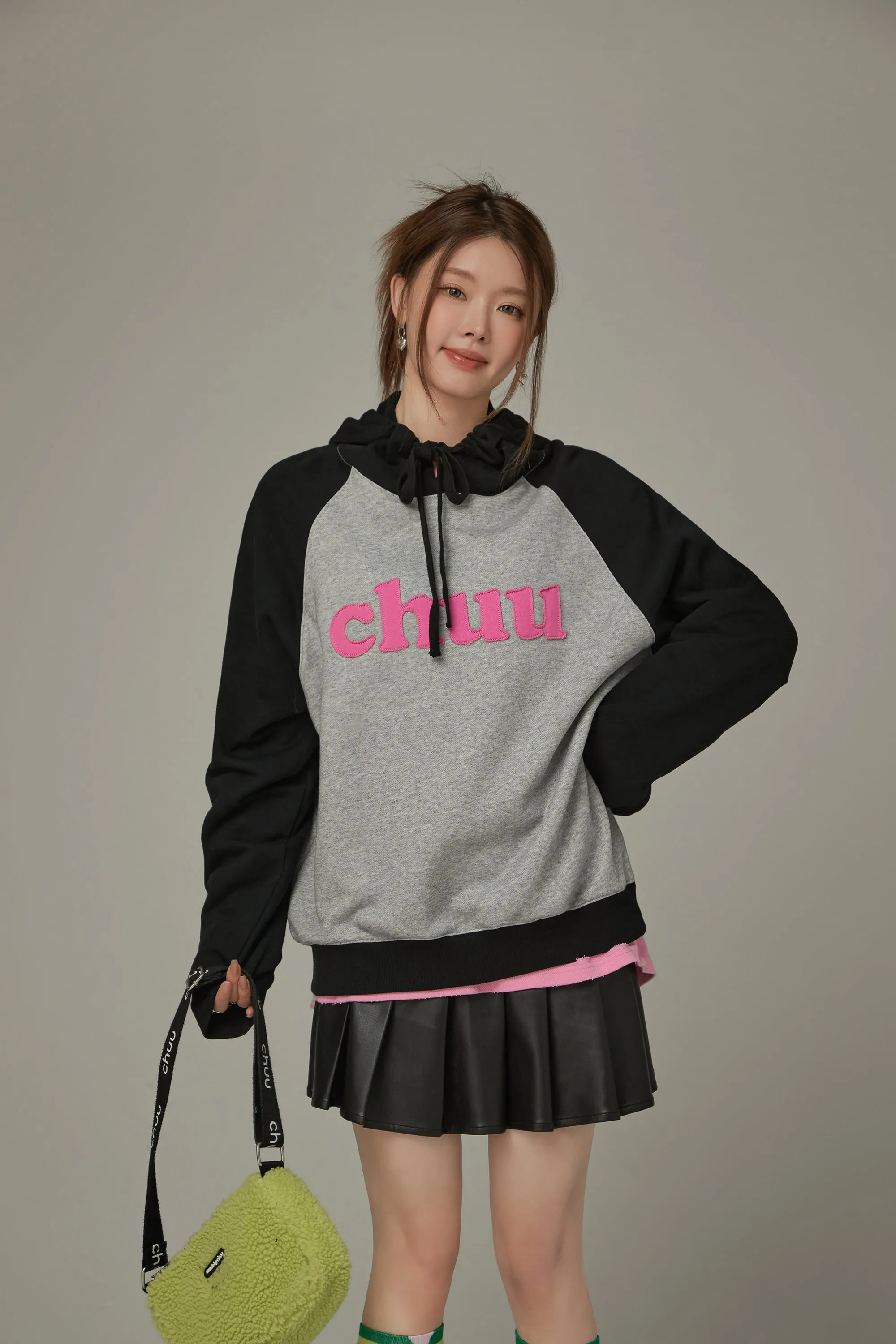 Logo Color Combination Raglan Hoodie