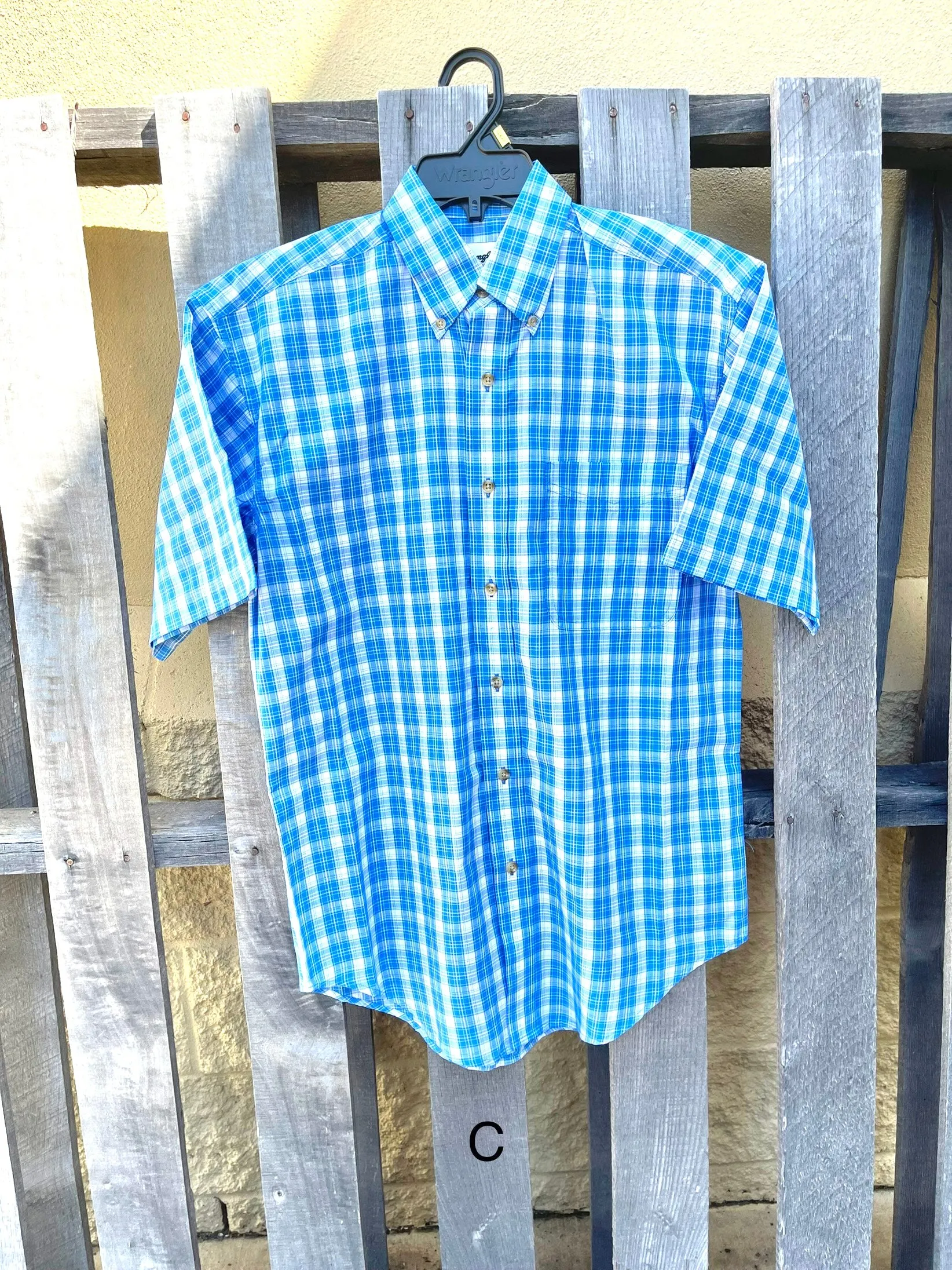 Men's Wrangler 112326408 Short Sleeve Plaid Western Shirt *CLOSEOUTS*